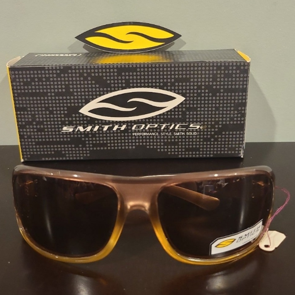 NWT Unisex Smith Optic Polarized sunglasses